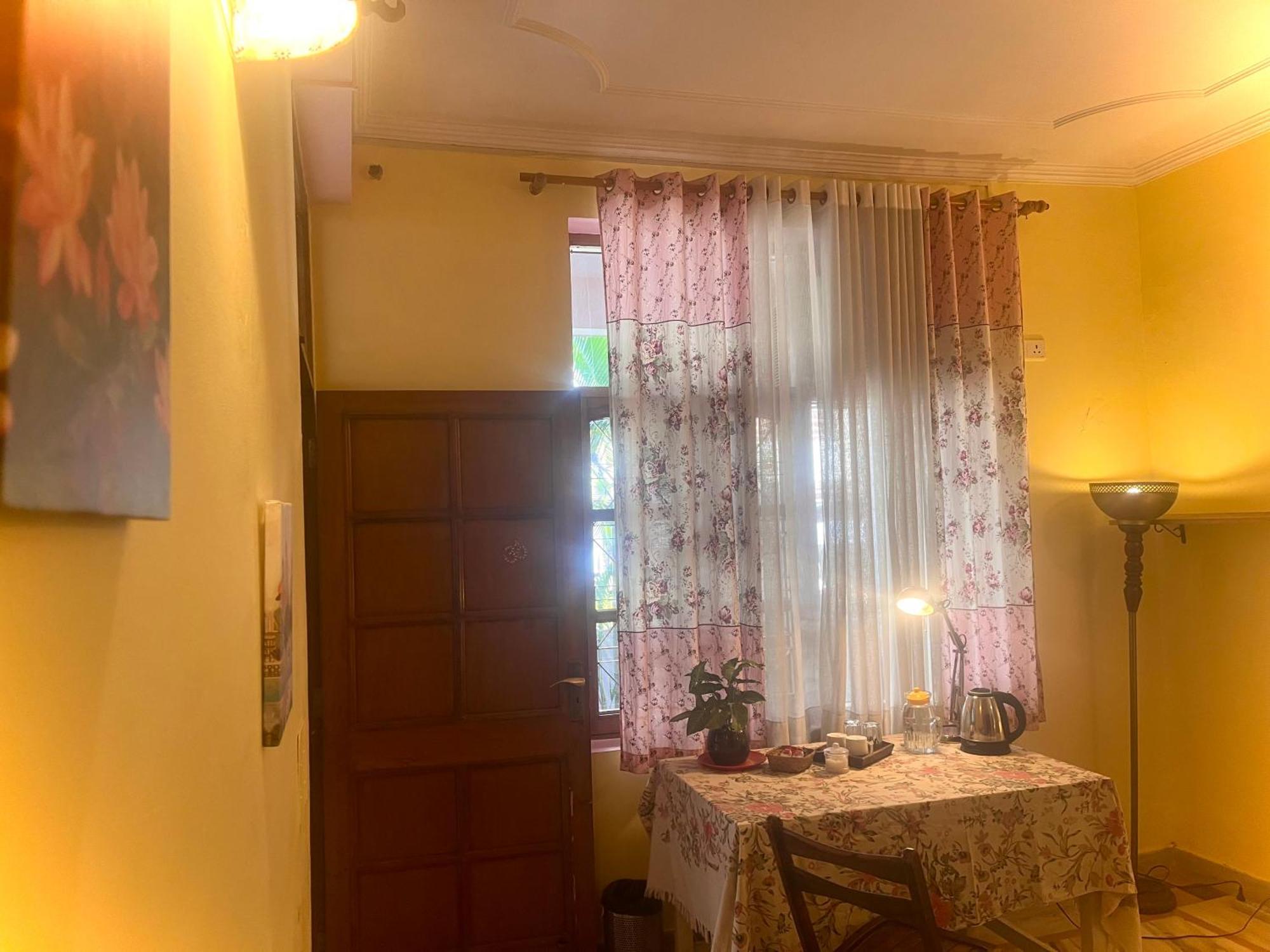 Ganga Vatika Boutique Hotel, Rishīkesh Buitenkant foto